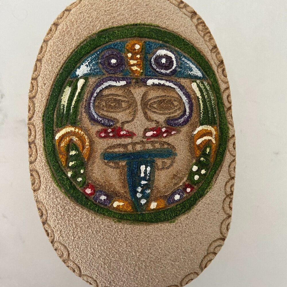 Oval leather jewelry box from Playa del Carmen, Mexico